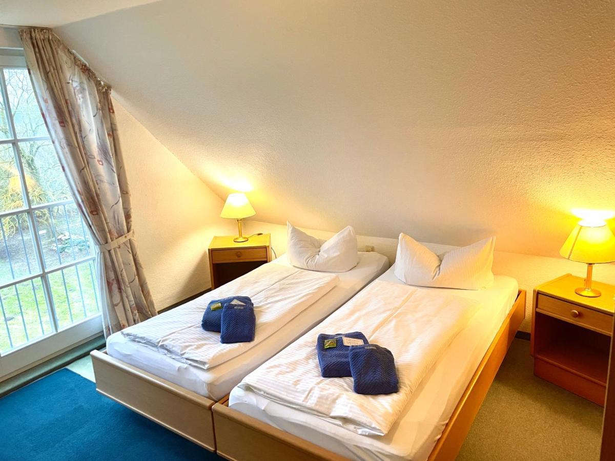 Hotel Gutshaus Kajahn Gustow  Buitenkant foto
